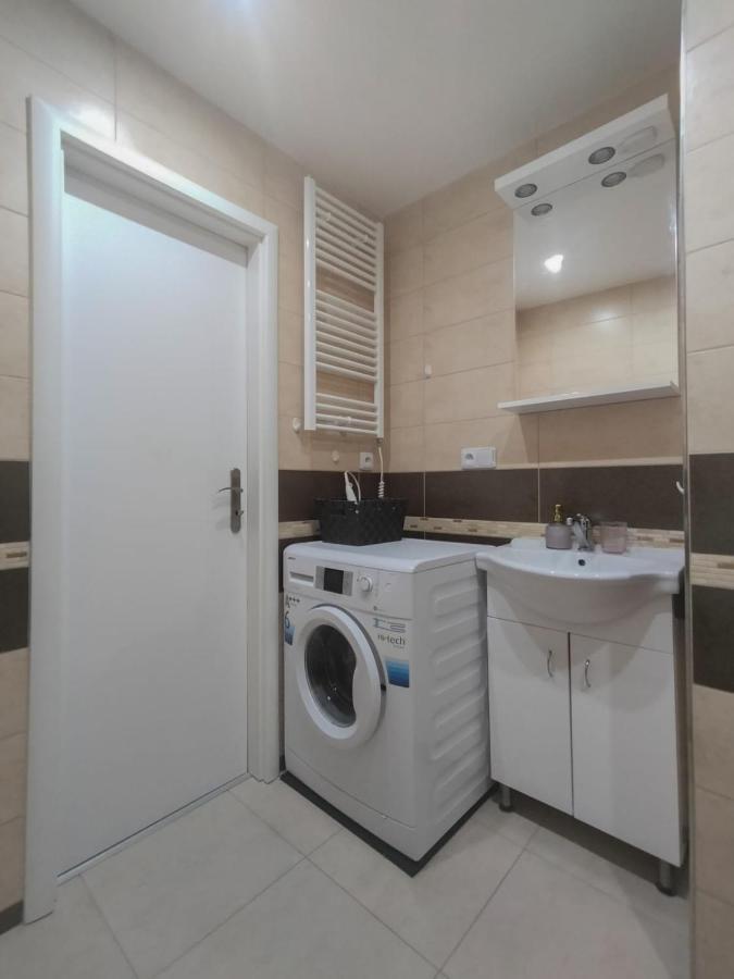 Apartmanek Protez جانسك لازني المظهر الخارجي الصورة