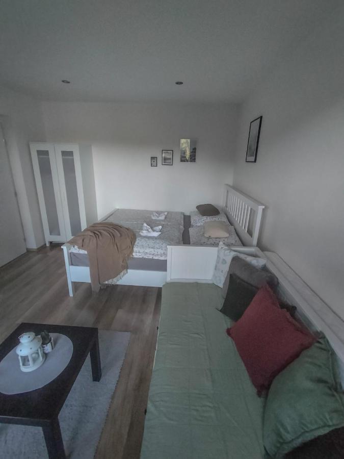 Apartmanek Protez جانسك لازني المظهر الخارجي الصورة